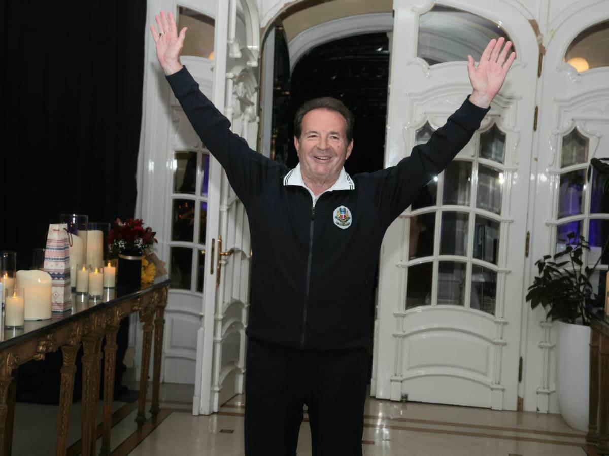 Danijela Karić proslavlja sinu 18. rođendan (22).jpg