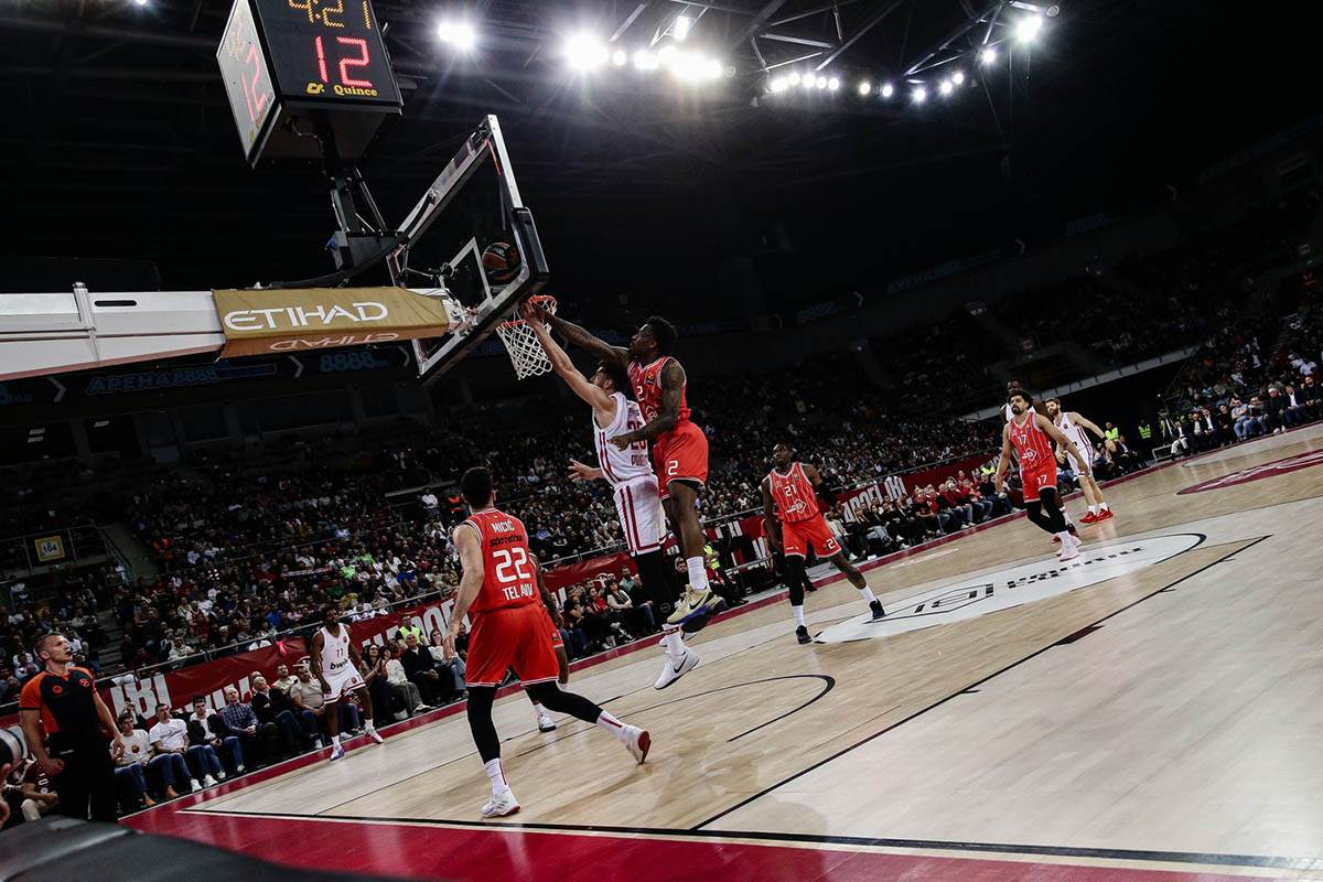 Hapoel - Olimpijakos (3).jpg