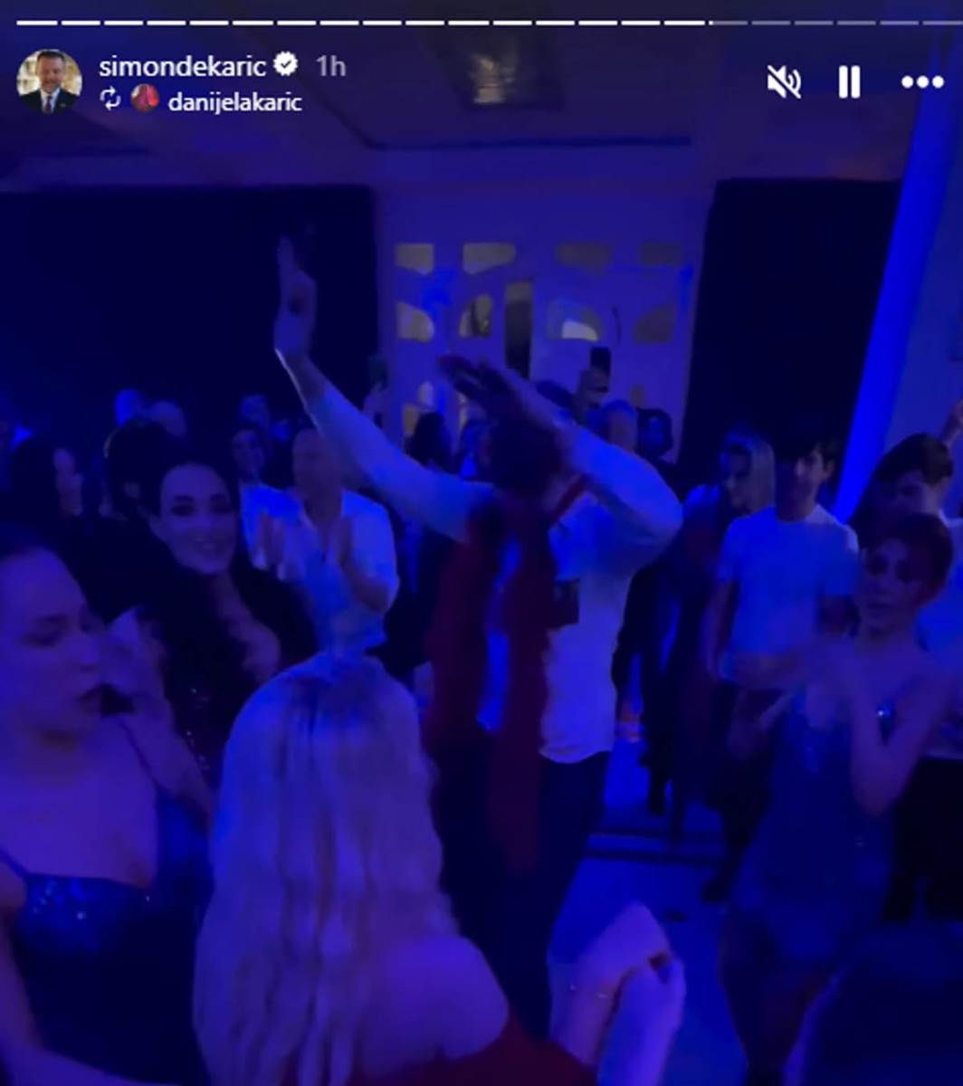 Sin Danijele Karić slavi 18. rođendan (8).jpg