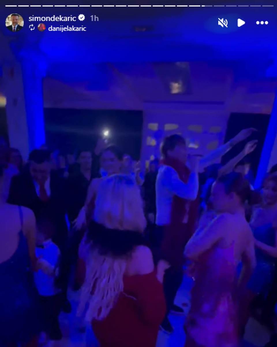 Sin Danijele Karić slavi 18. rođendan (9).jpg