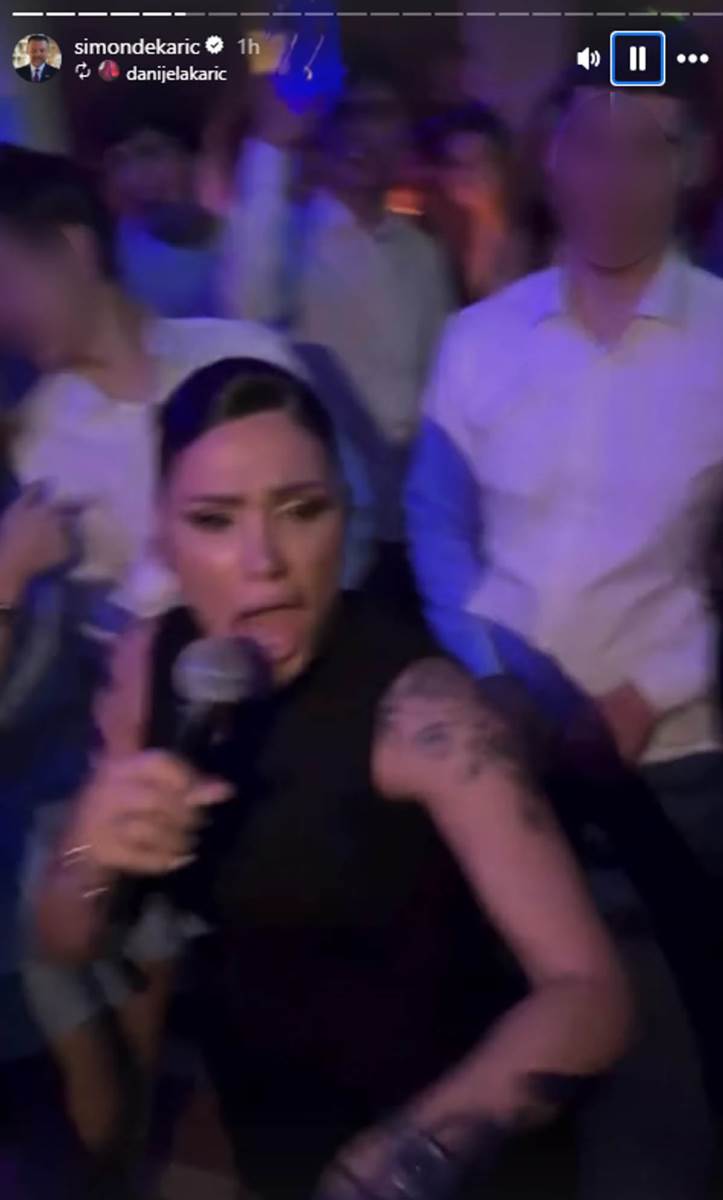 Sin Danijele Karić slavi 18. rođendan (11).jpg