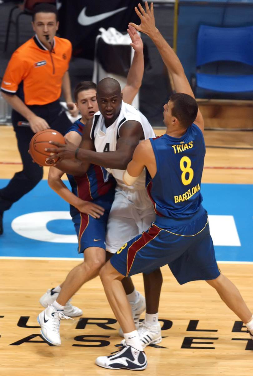 Milt Palasio na utakmici Partizan Barselona u Pioniru