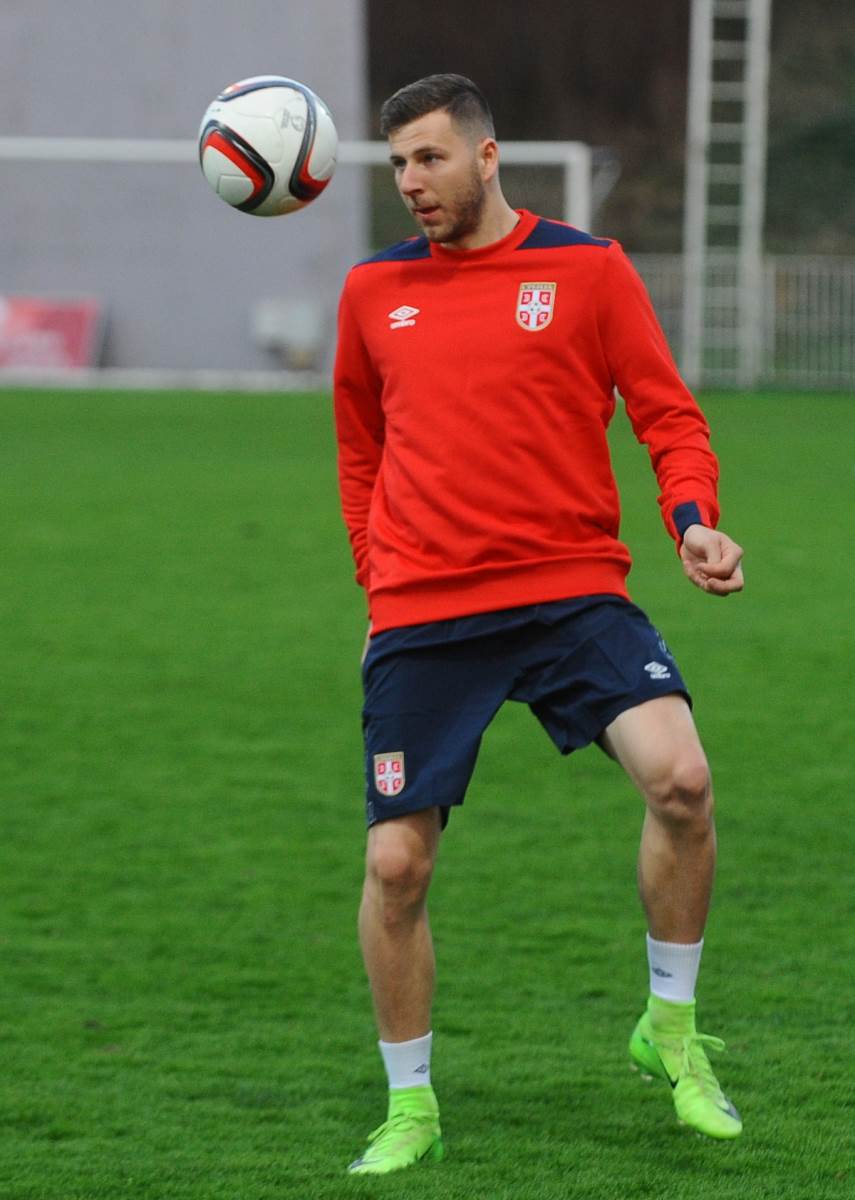 Nemanja Antonov u opremi reprezentacije Srbije