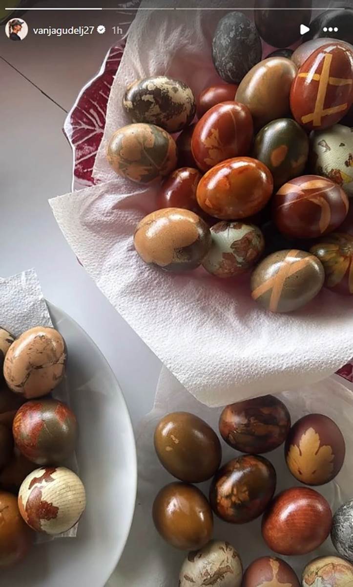 kako su poznati ofarbali jaja (1).jpg