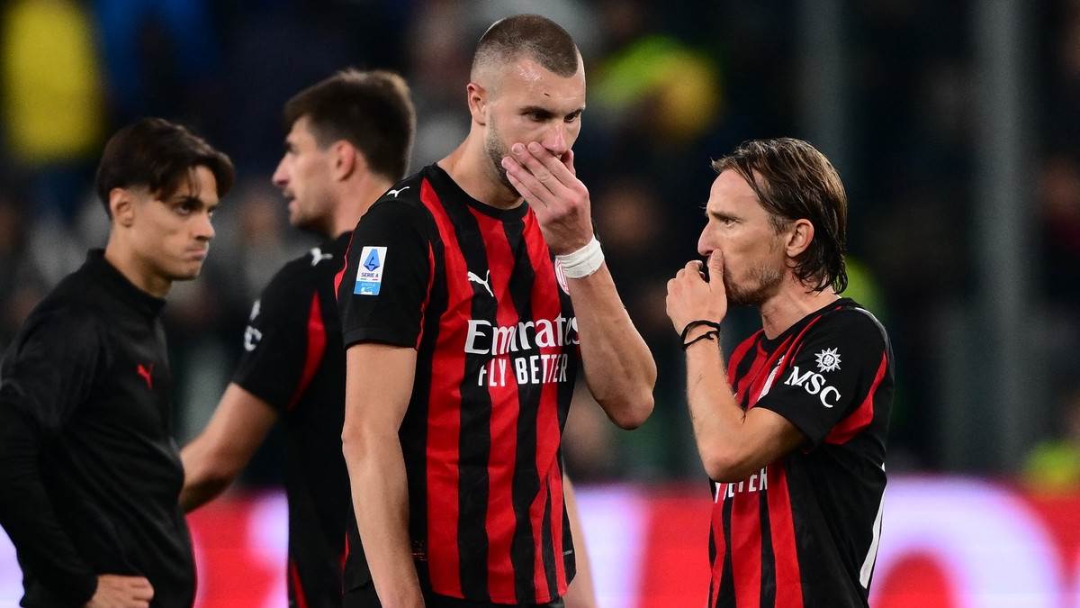 Strahinja Pavlović i Luka Modrić pričaju u Milanu