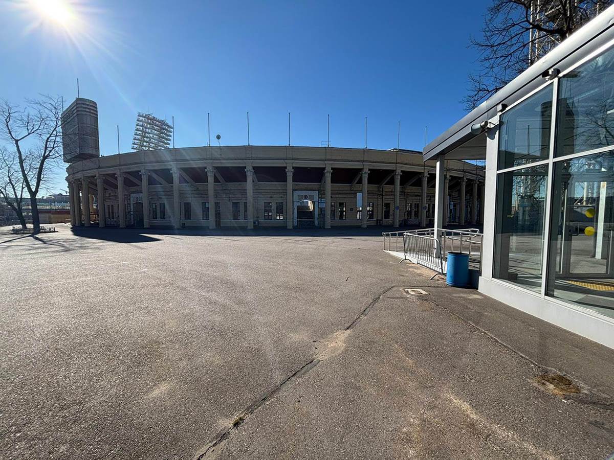 Stadion Petrovski (5).jpg