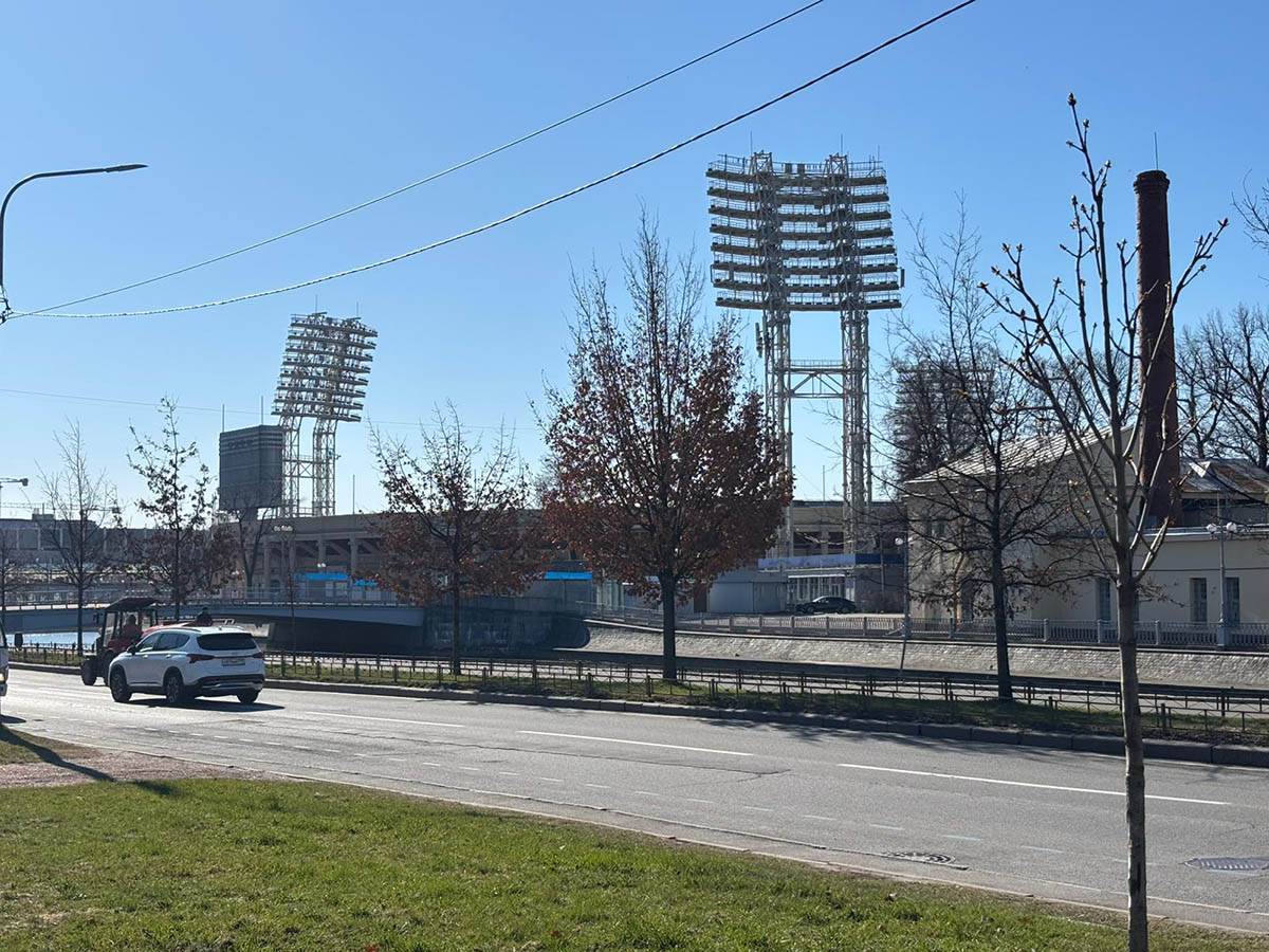 Stadion Petrovski (6).jpg