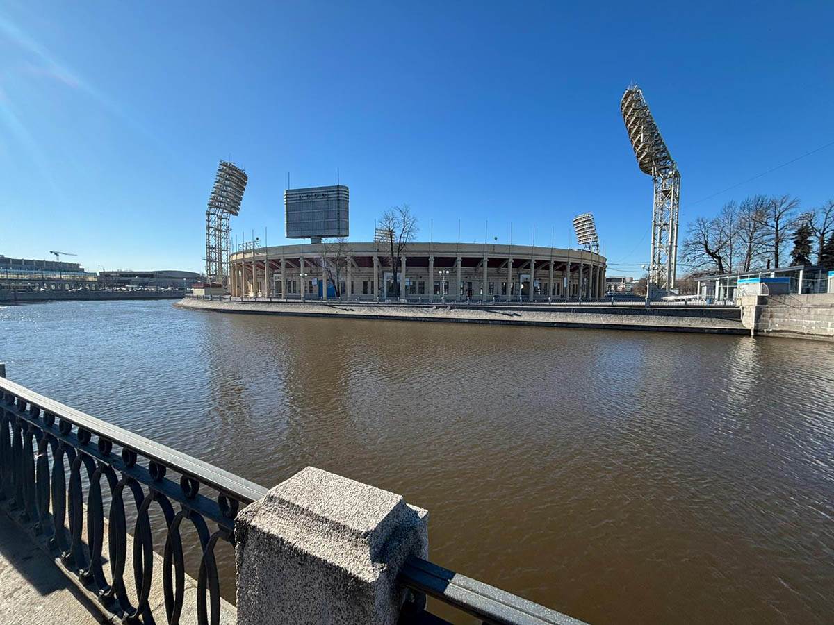 Stadion Petrovski (8).jpg