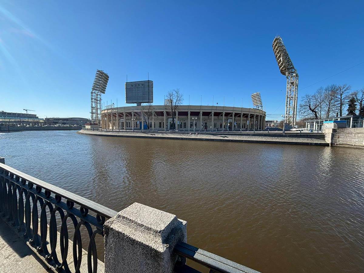 Stadion Petrovski (9).jpg