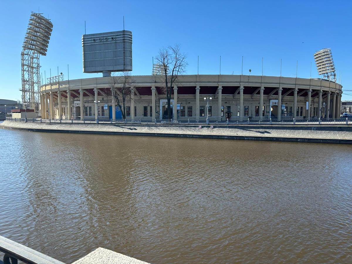 Stadion Petrovski (11).jpg