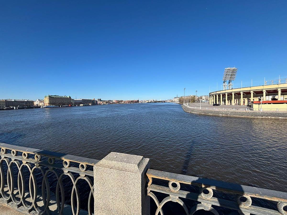 Stari stadion Zenita Petrovski (2).jpg