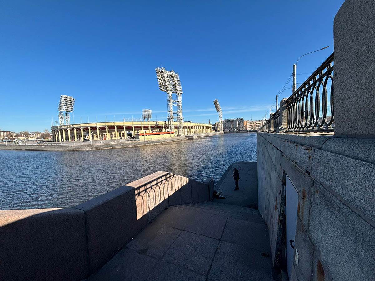 Stari stadion Zenita Petrovski (7).jpg