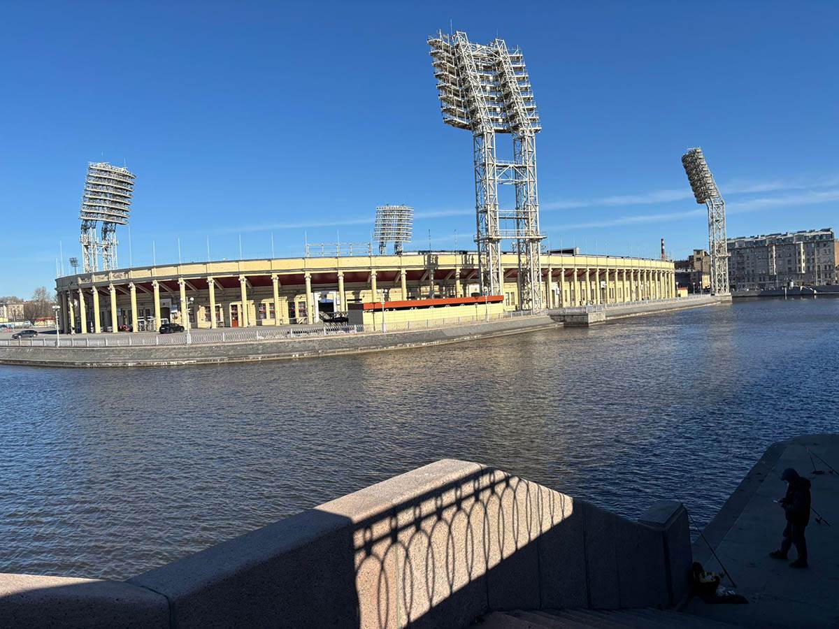 Stari stadion Zenita Petrovski (9).jpg