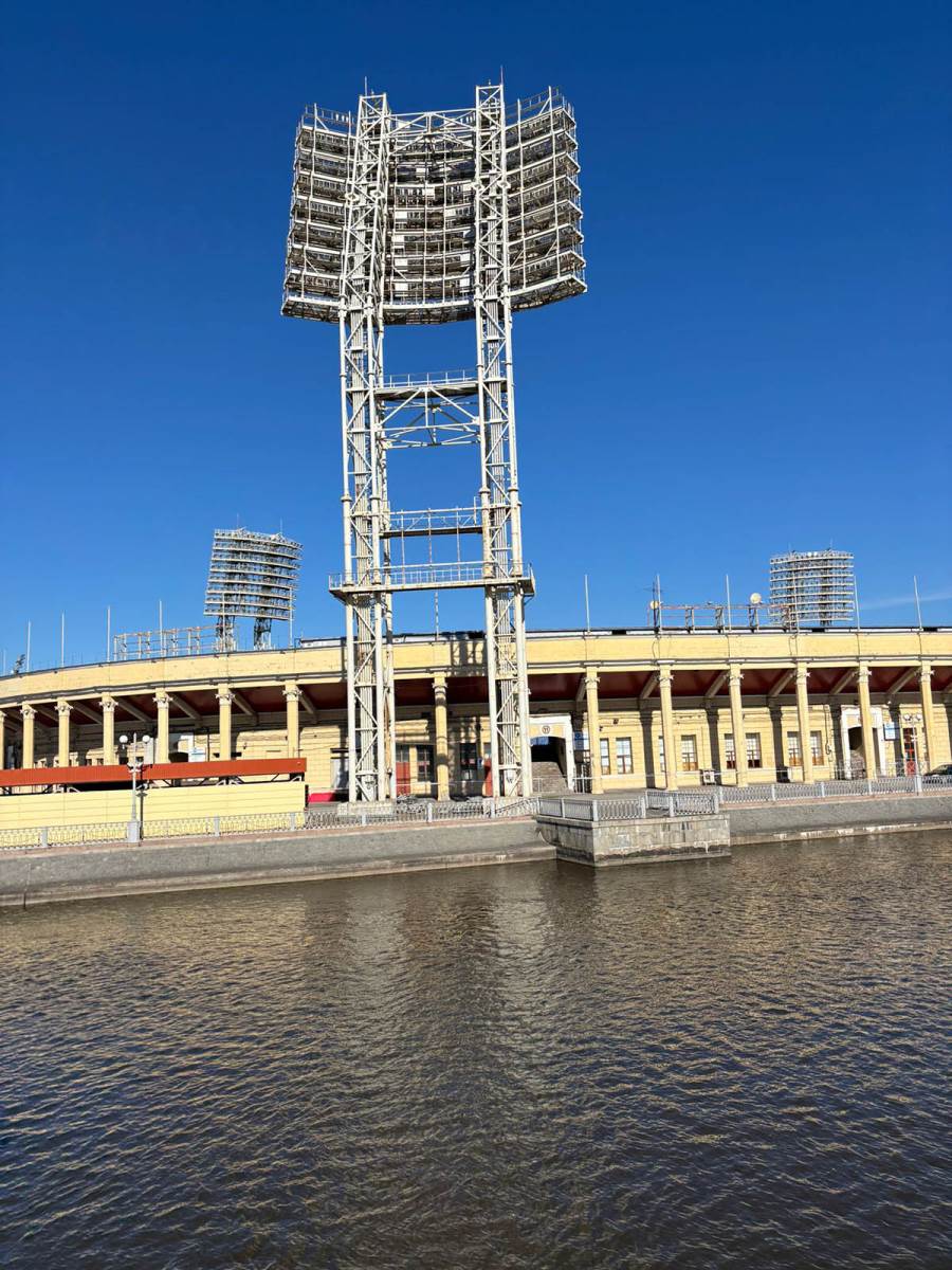 Stari stadion Zenita Petrovski (10).jpg