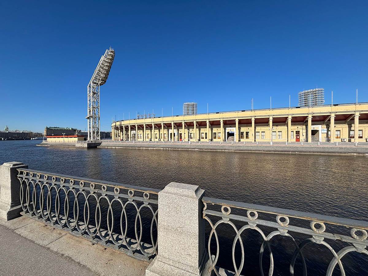 Stari stadion Zenita Petrovski (11).jpg