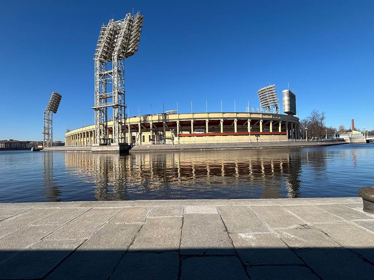 Stari stadion Zenita Petrovski (19).jpg