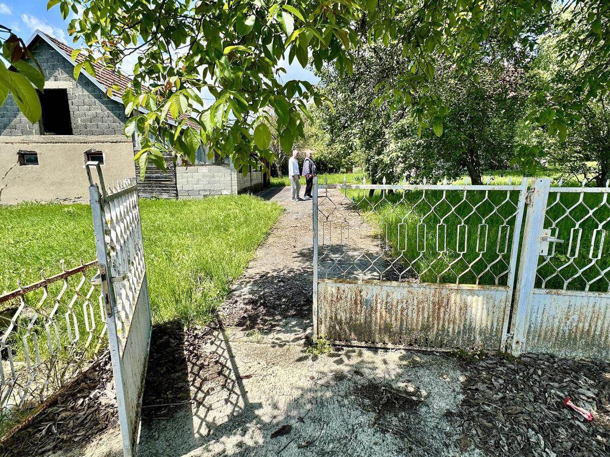 Kuća i imanje Dobrivoja Topalovića u Preljini (7).jpg