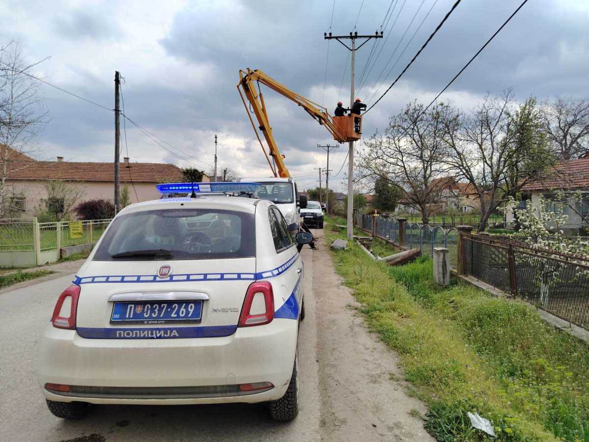 Saobraćajna nesreća u selu Donji Adrovac kod Aleksinca (6).jpg