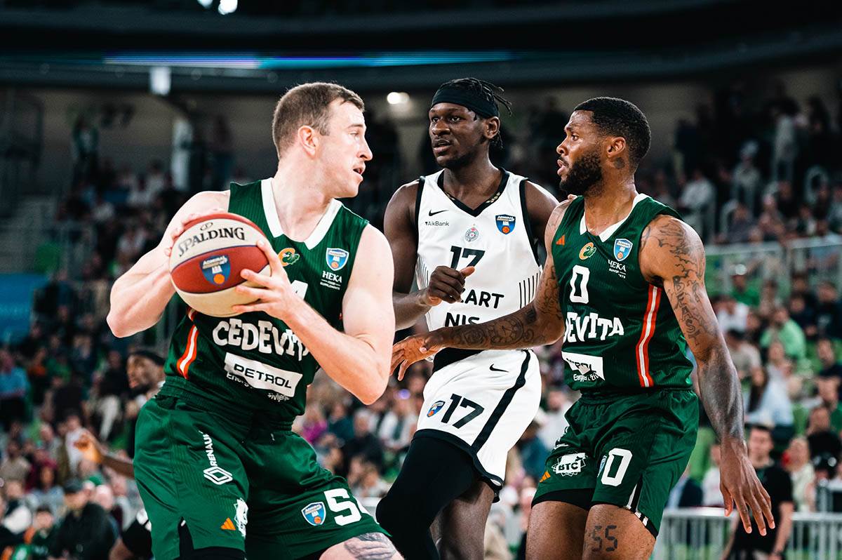 Cedevita Olimpija - Partizan.jpg