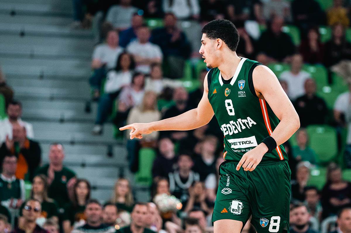 Cedevita Olimpija - Partizan (2).jpg