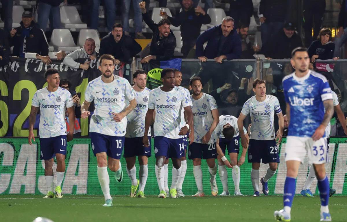 Komo - Inter (14).jpg