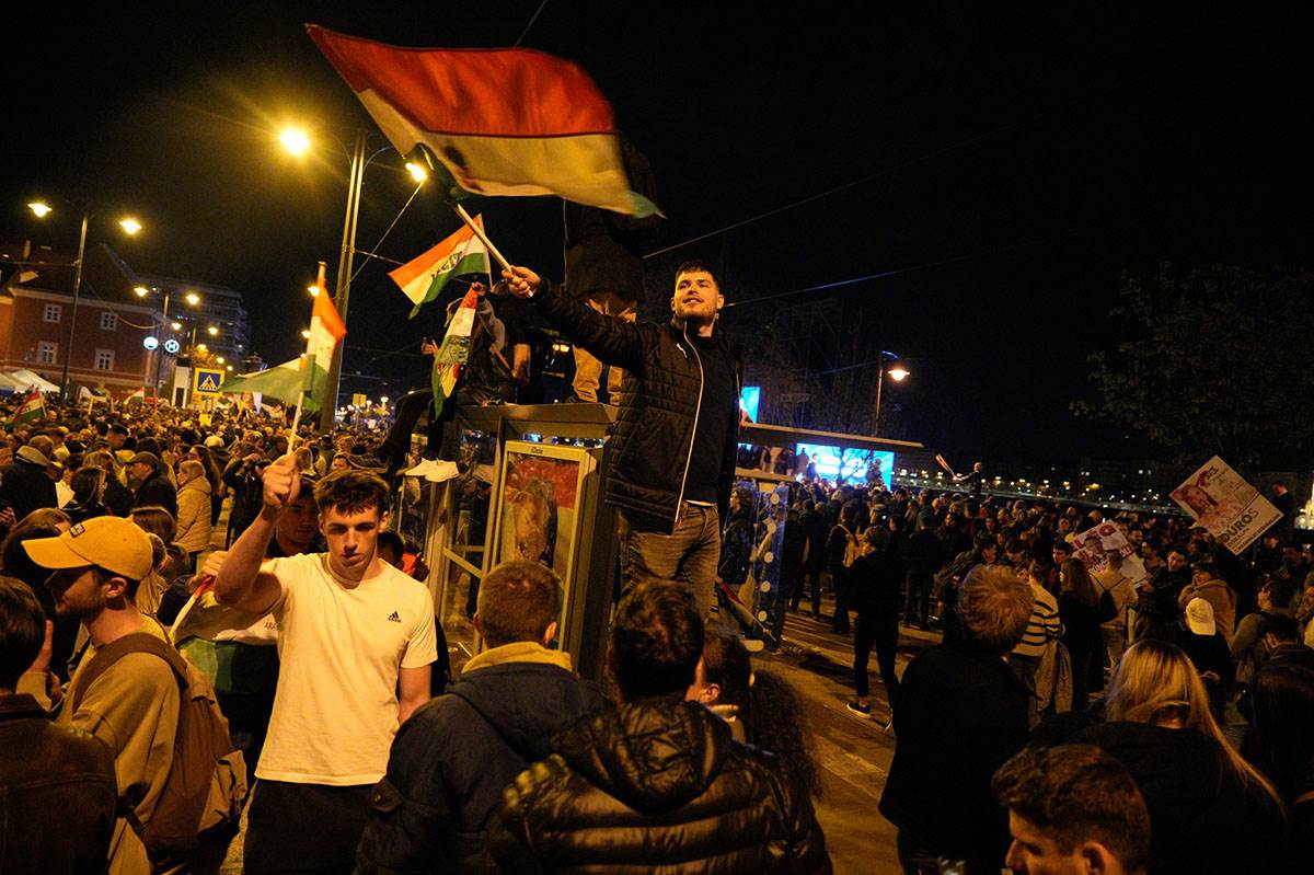 Izbori u Mađarskoj slavlje (3).jpg