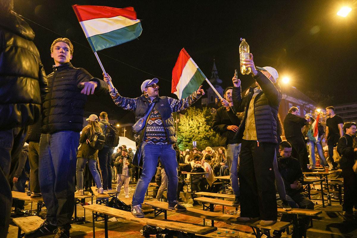 Izbori u Mađarskoj slavlje (10).jpg