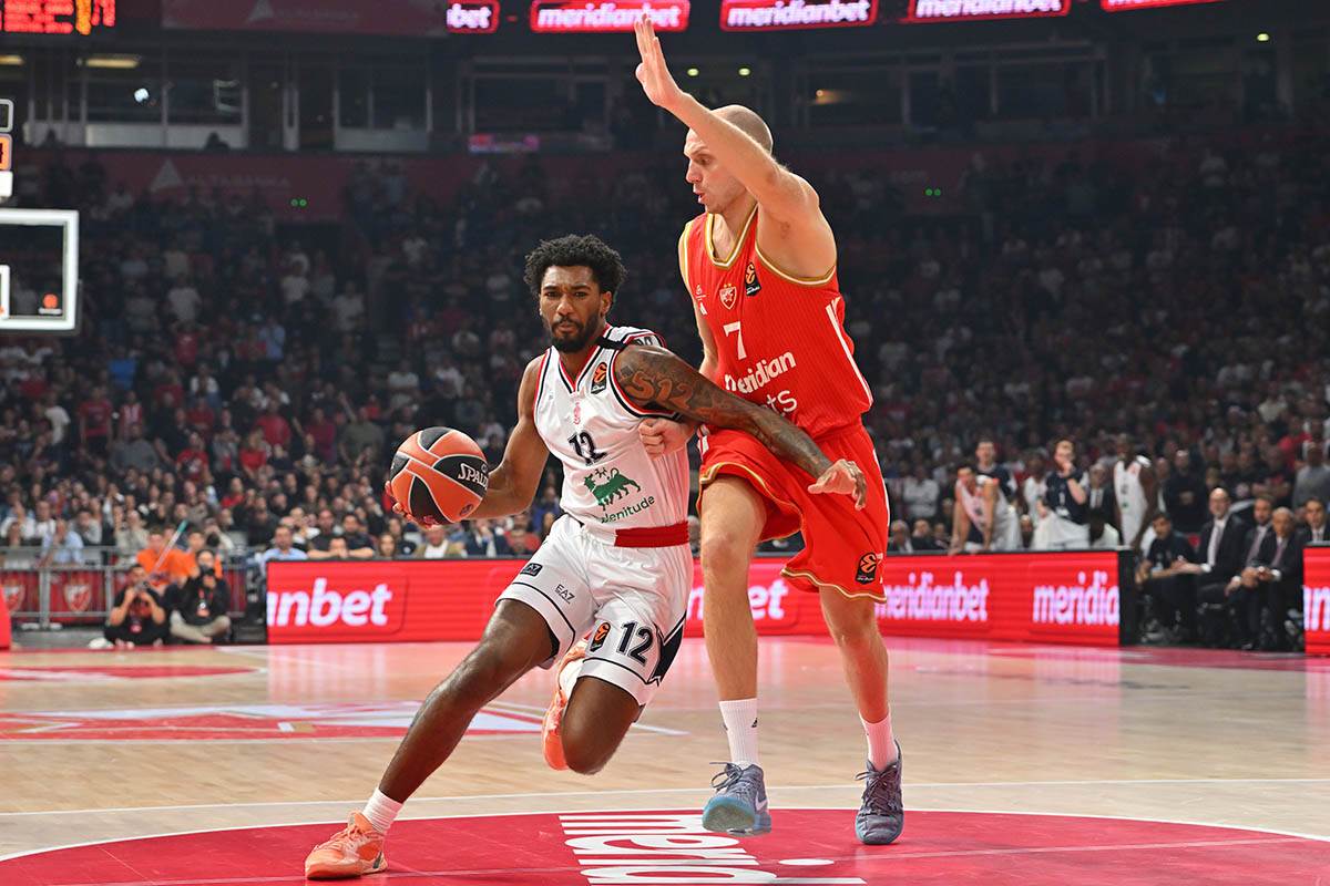 Armoni Bruks (10).jpg