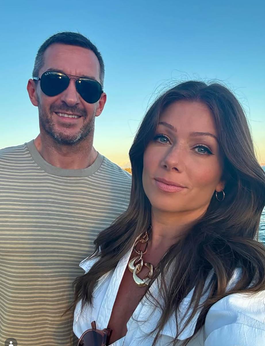 Niki Sanderson (11).png