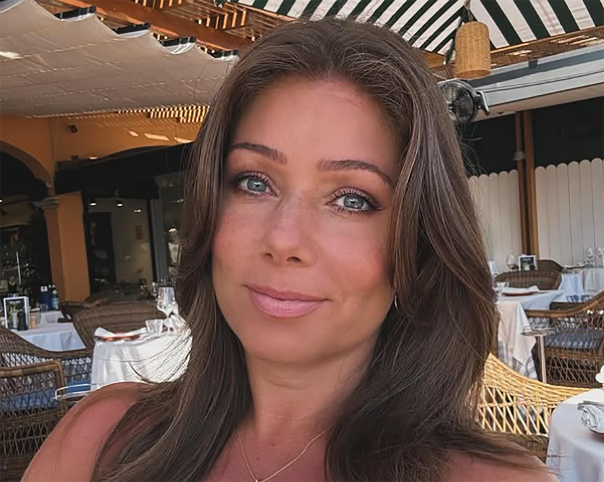 Niki Sanderson (15).png