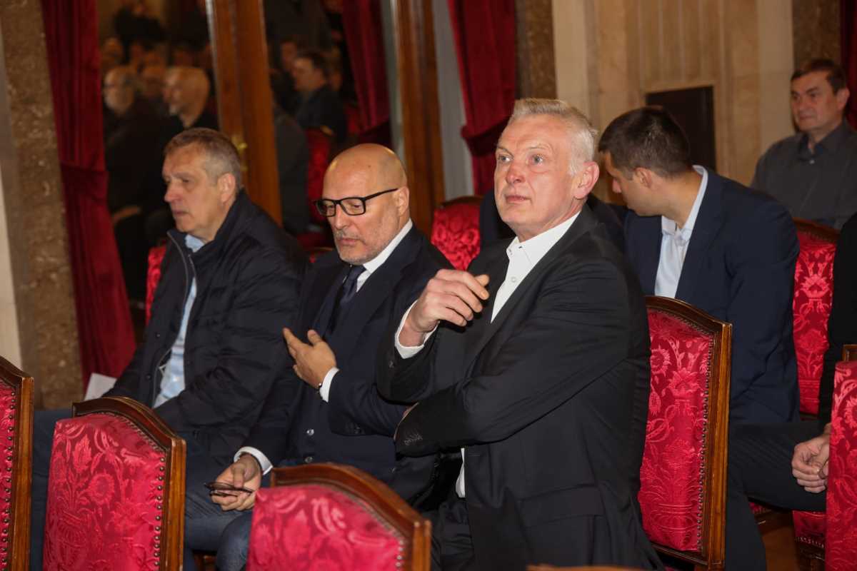 Poznati na komemoraciji Duška Vujoševića (9).jpeg