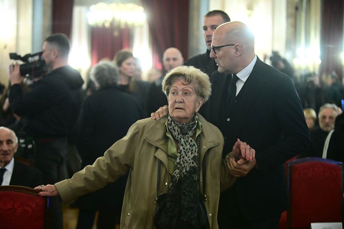 Poznati na komemoraciji Duška Vujoševića (6).jpg