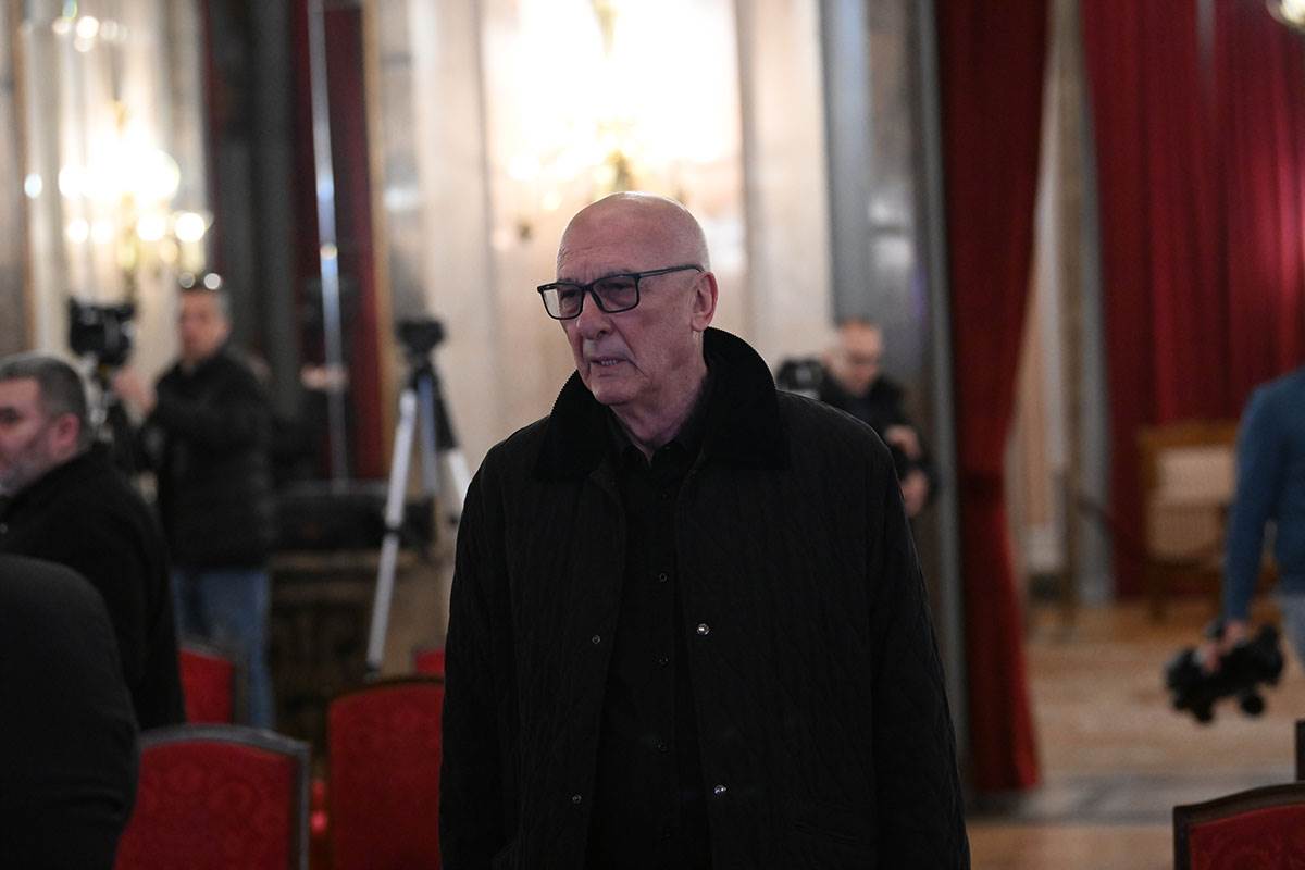 Poznati na komemoraciji Duška Vujoševića (1).jpg