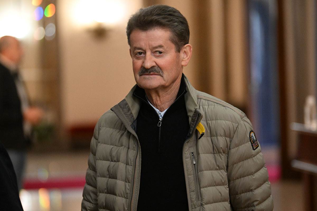 Poznati na komemoraciji Duška Vujoševića (10).jpg