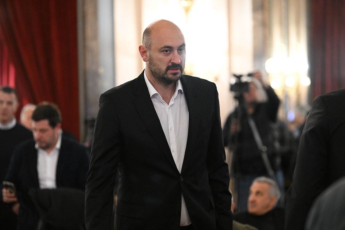 Poznati na komemoraciji Duška Vujoševića (16).jpg