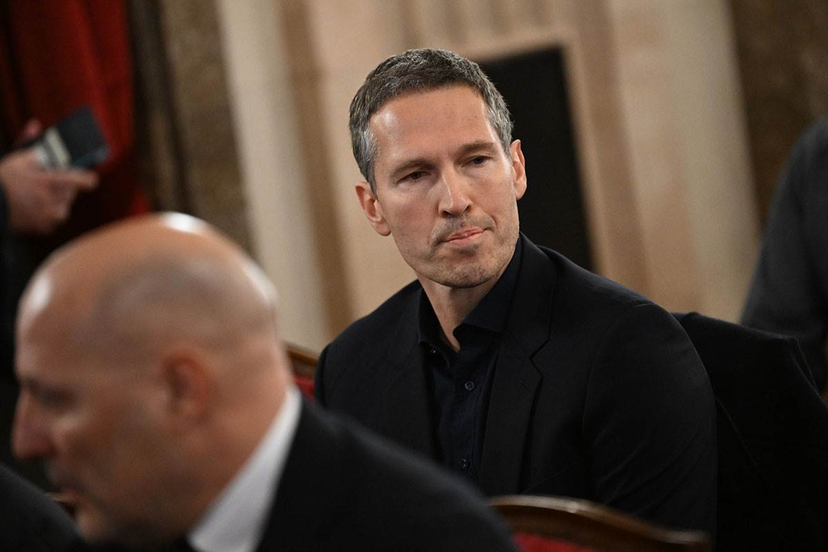 Poznati na komemoraciji Duška Vujoševića (17).jpg