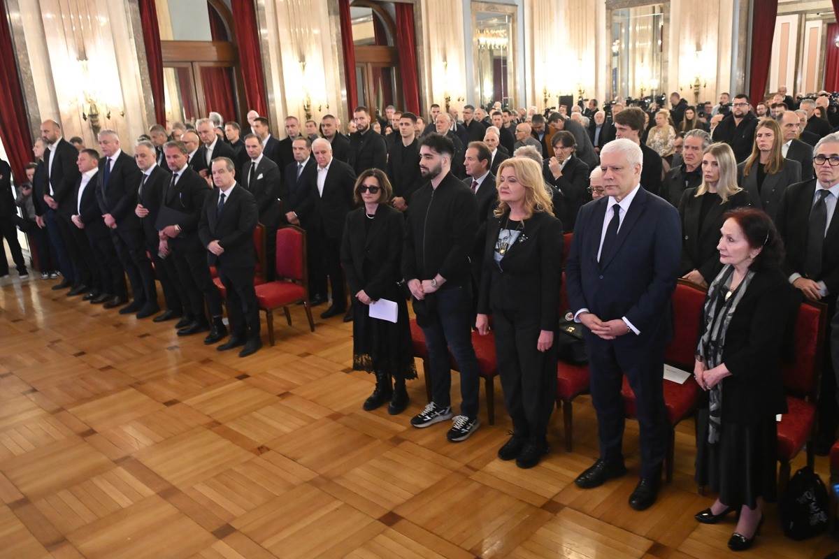 Porodica Duška Vujoševića na komemoraciji