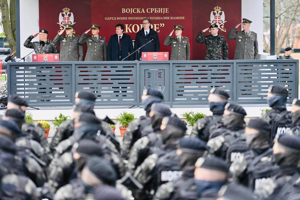 Predsednik Vučić na proslavi Dana jedinice Kobre (5).jpg