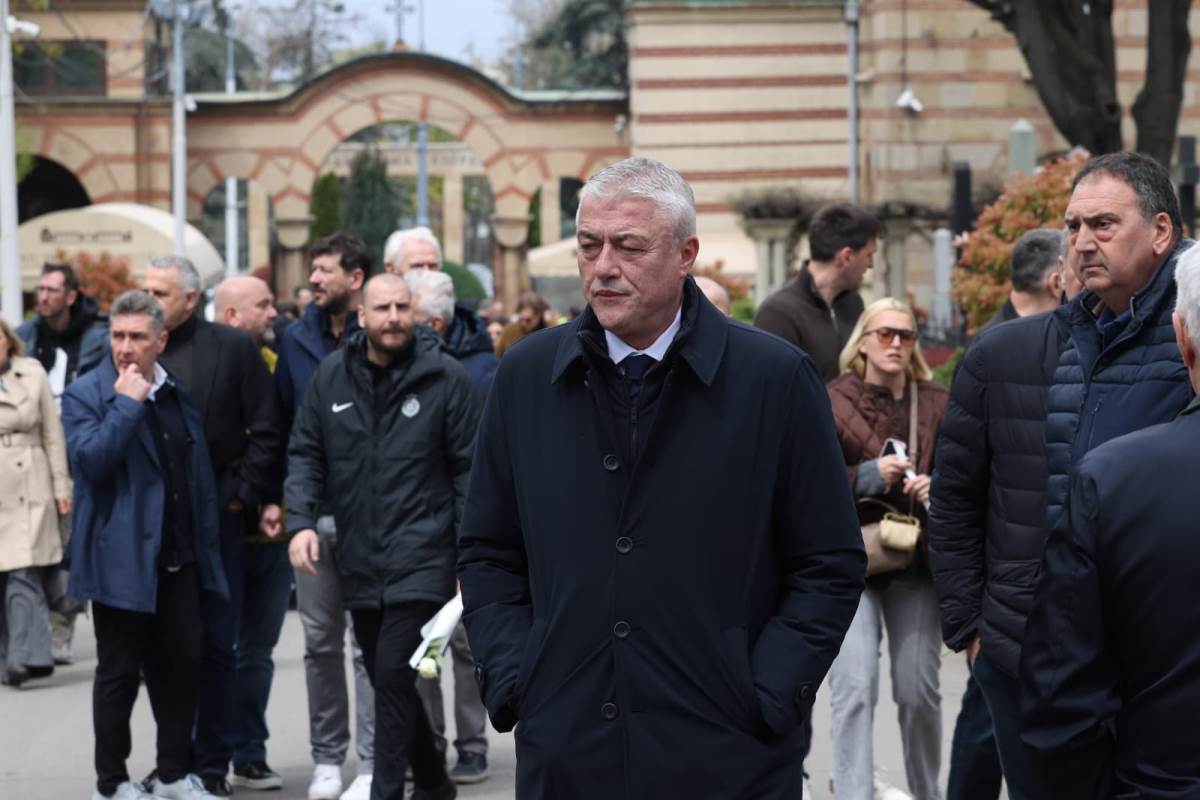 Sahrana Duška Vujoševića (17).jpeg