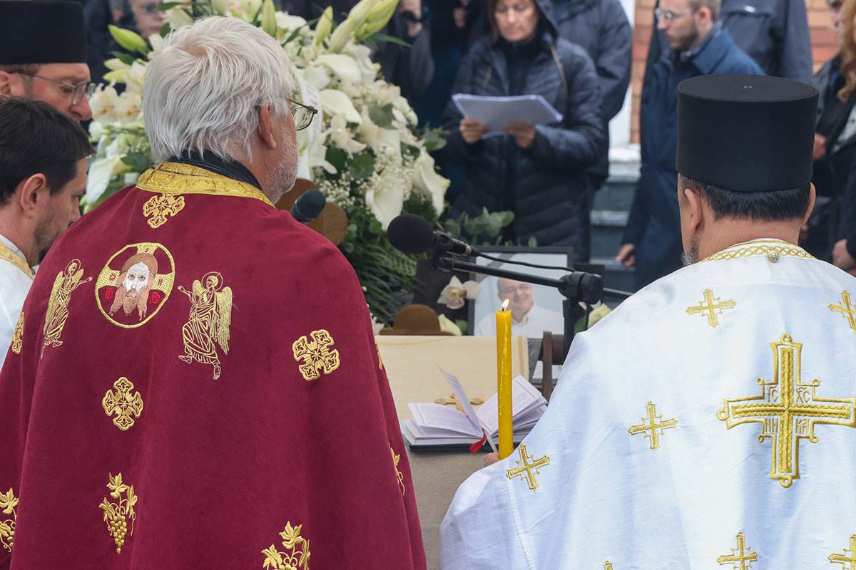 Sahrana Duška Vujoševića (1).jpg