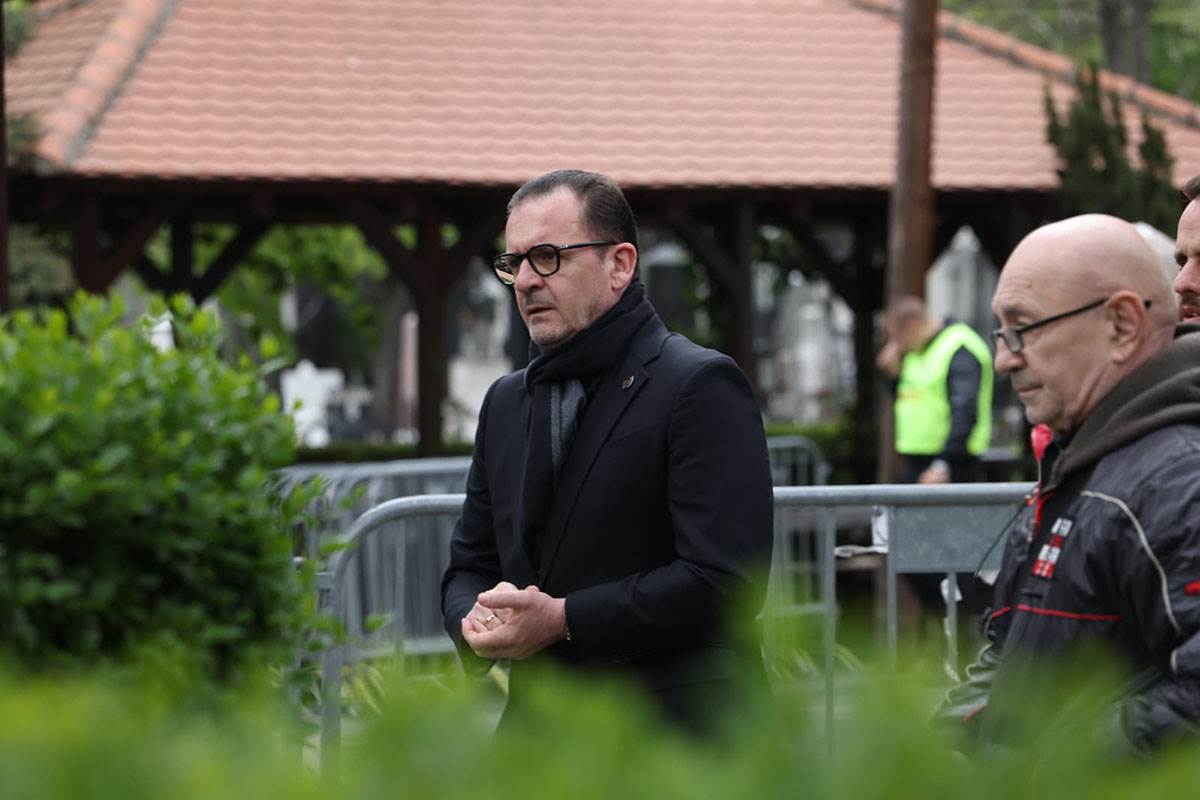 Sahrana Duška Vujoševića (9).jpg