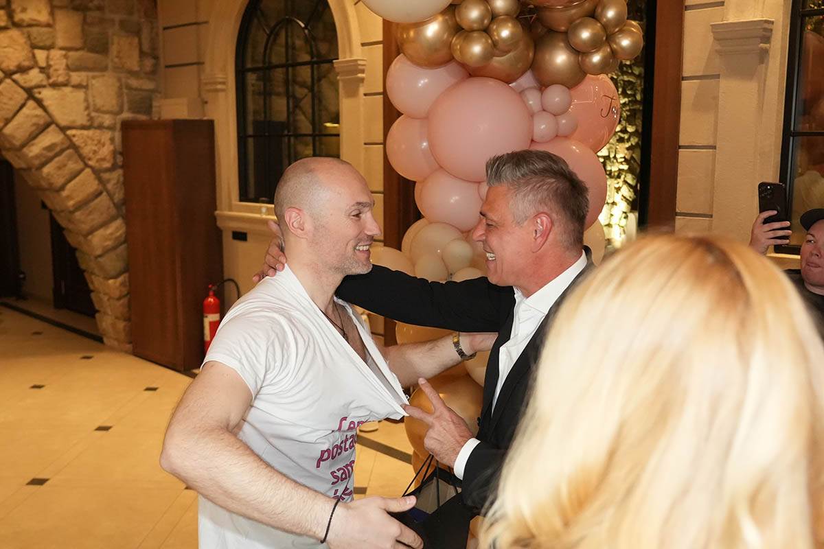 Poznati na slavlju kod Ace Sofronijevića (8).jpg