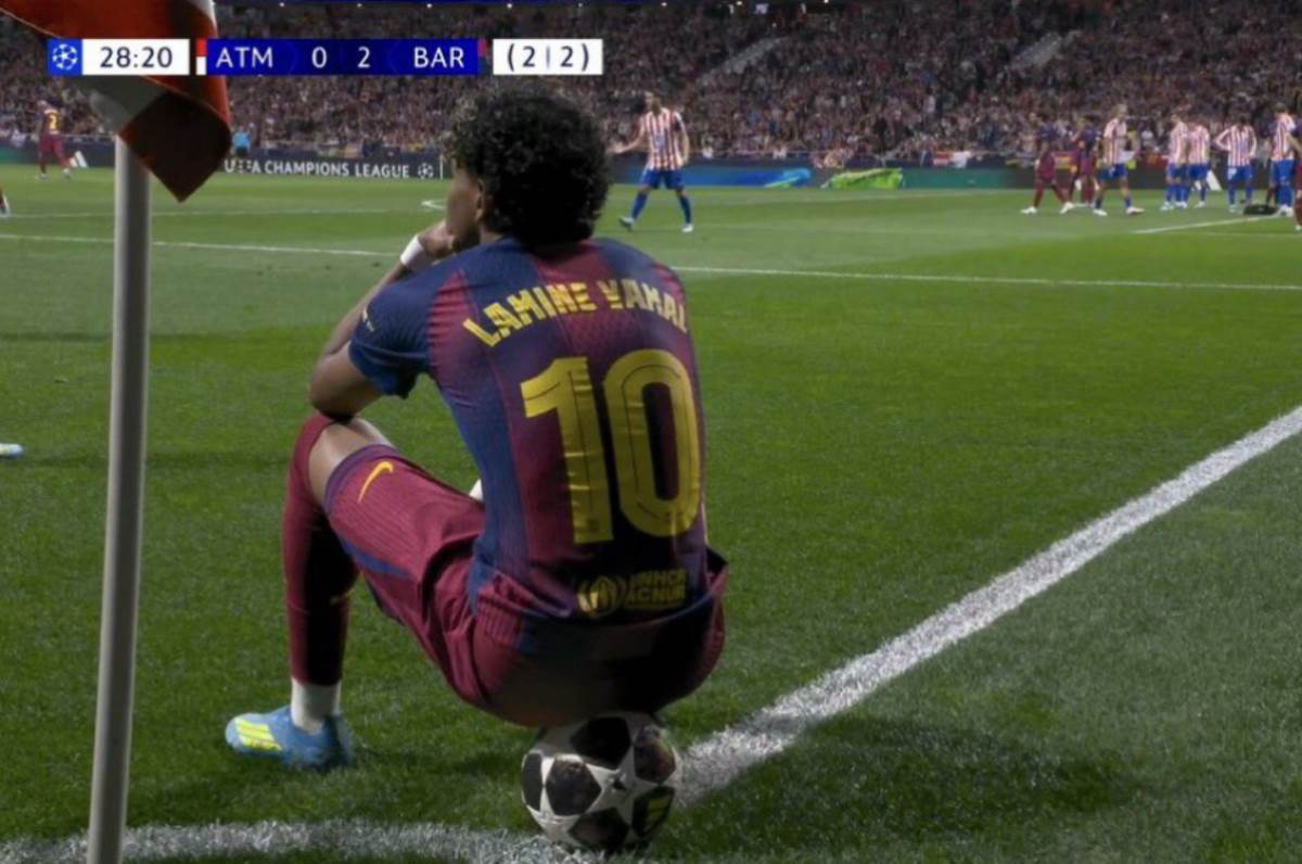 Lamin Jamal sedi na lopti na Barselona Atletiko Madrid