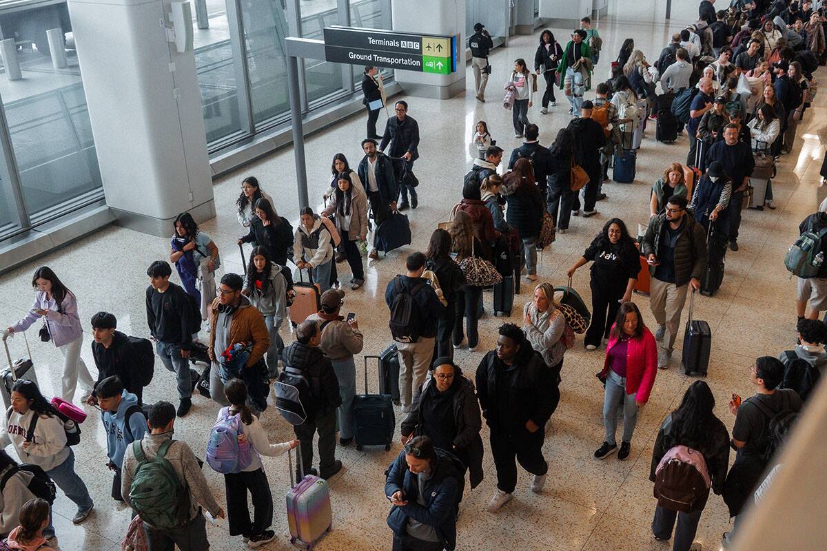 Gužve na aerodromima u Evropi zbog EES (4).jpg