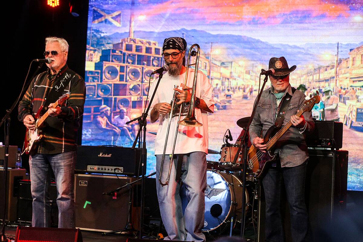 YU grupa promocija albuma Bus to zion (14).jpg