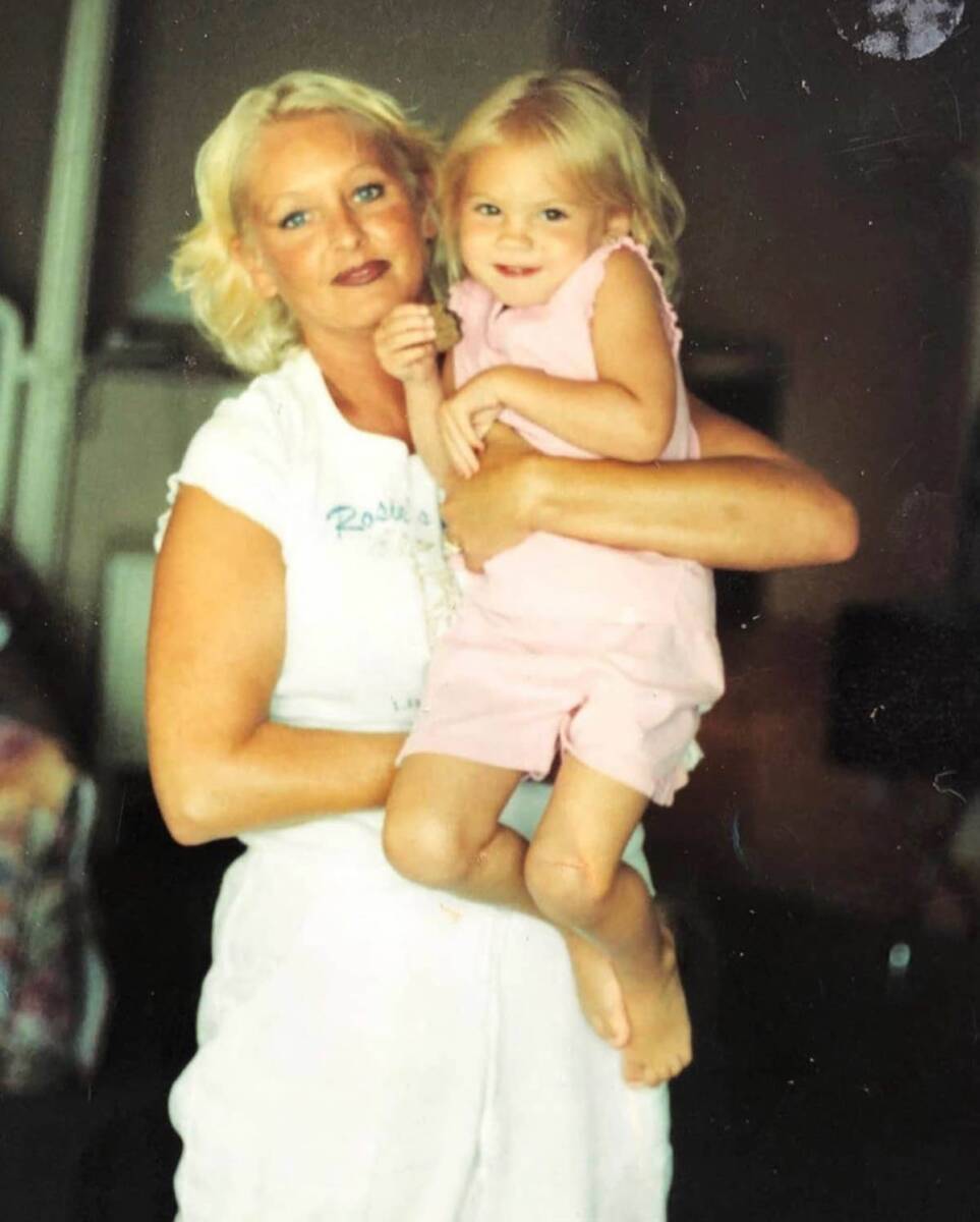 Džordi Džouns (7).jpg