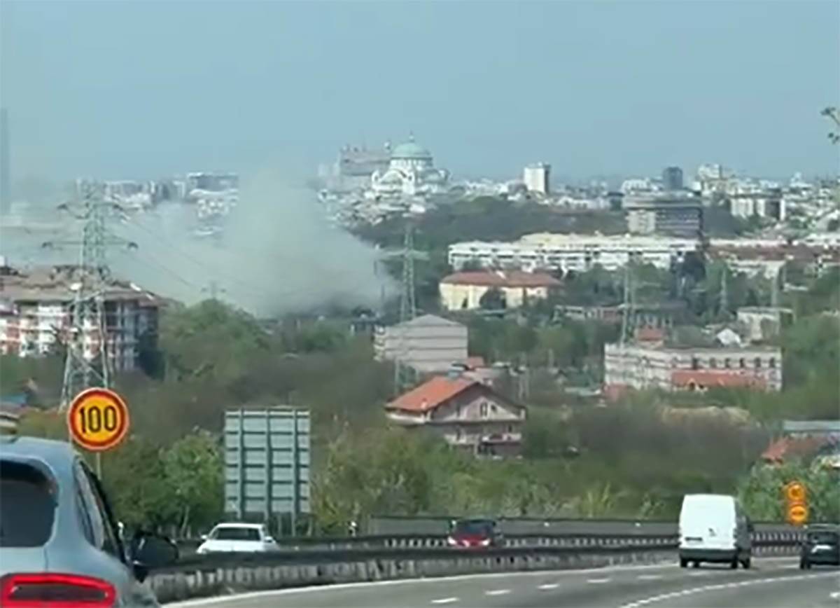 požar kod Plavog mosta (3).jpg