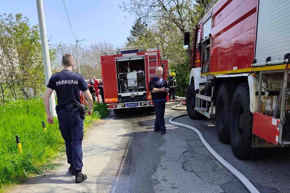 požar kod Plavog mosta (2).jpg