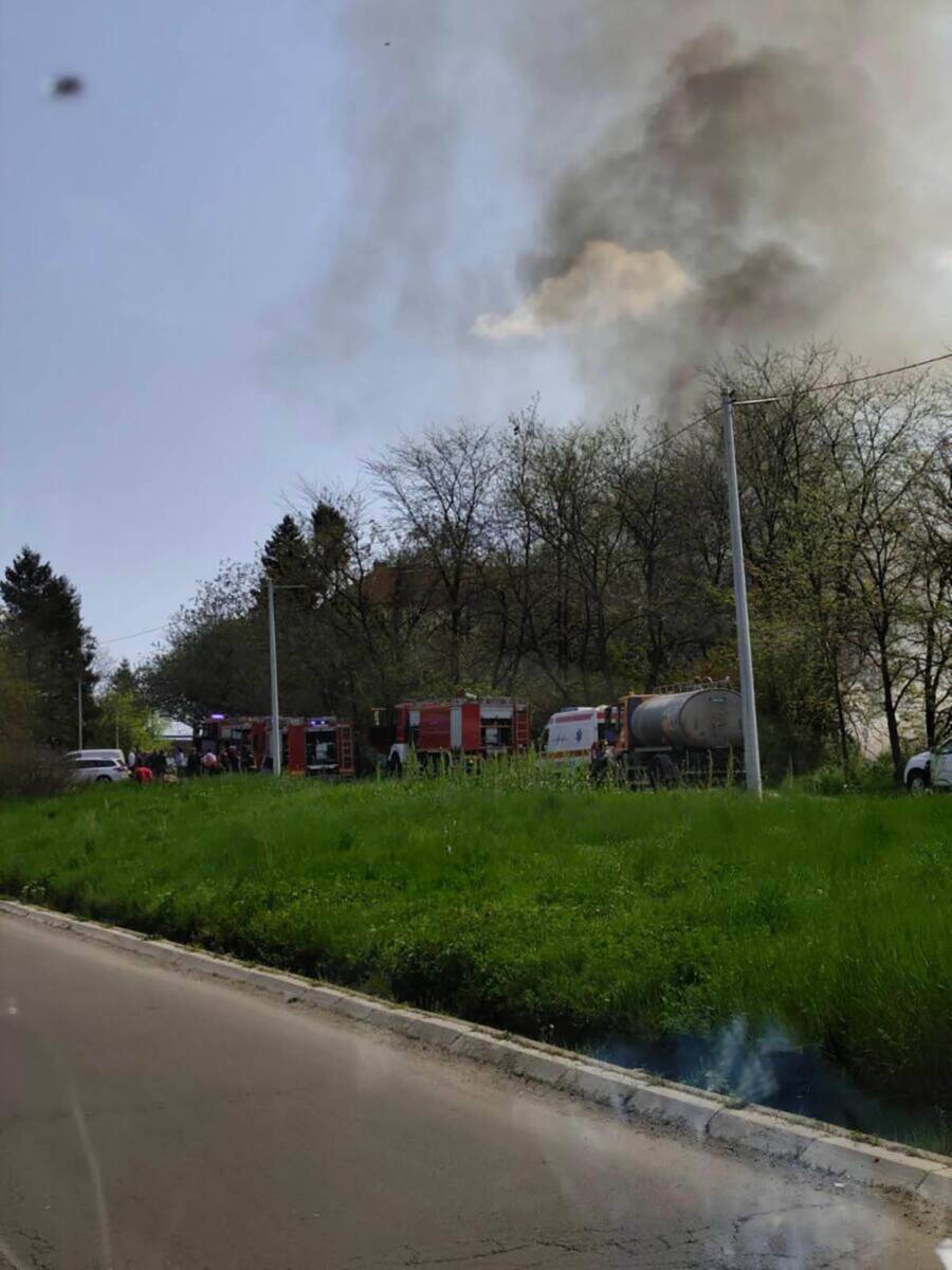 požar kod Plavog mosta (3).jpg