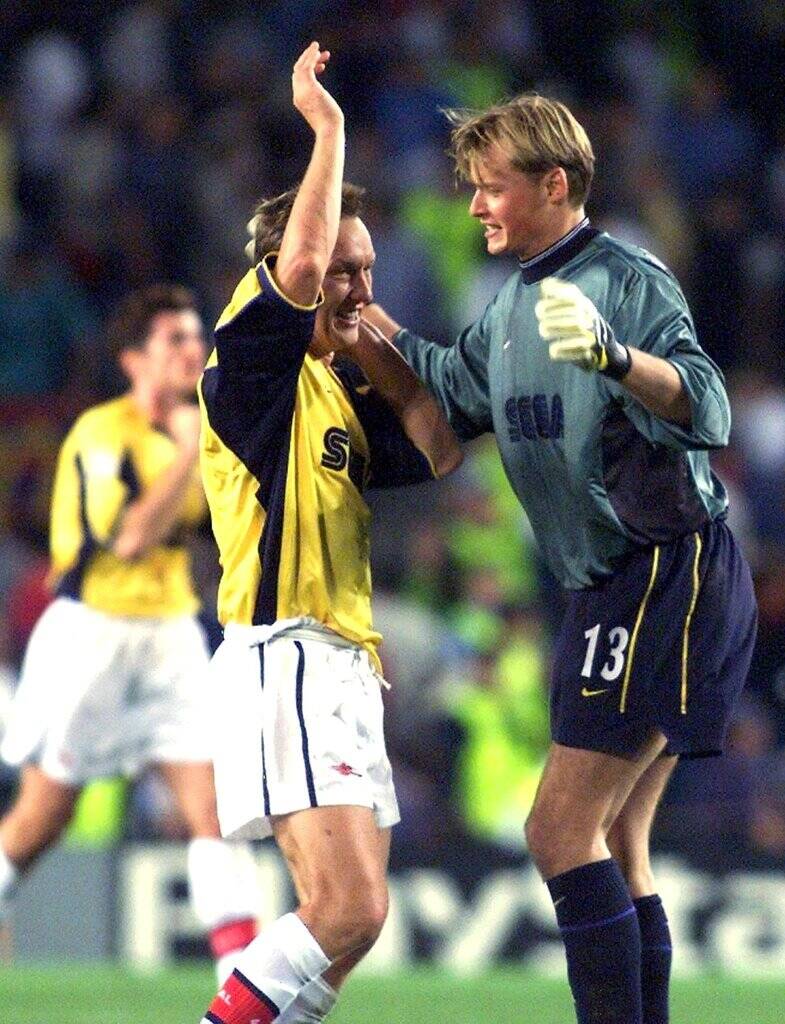 Aleks Maninger slavi gol u Arsenalu